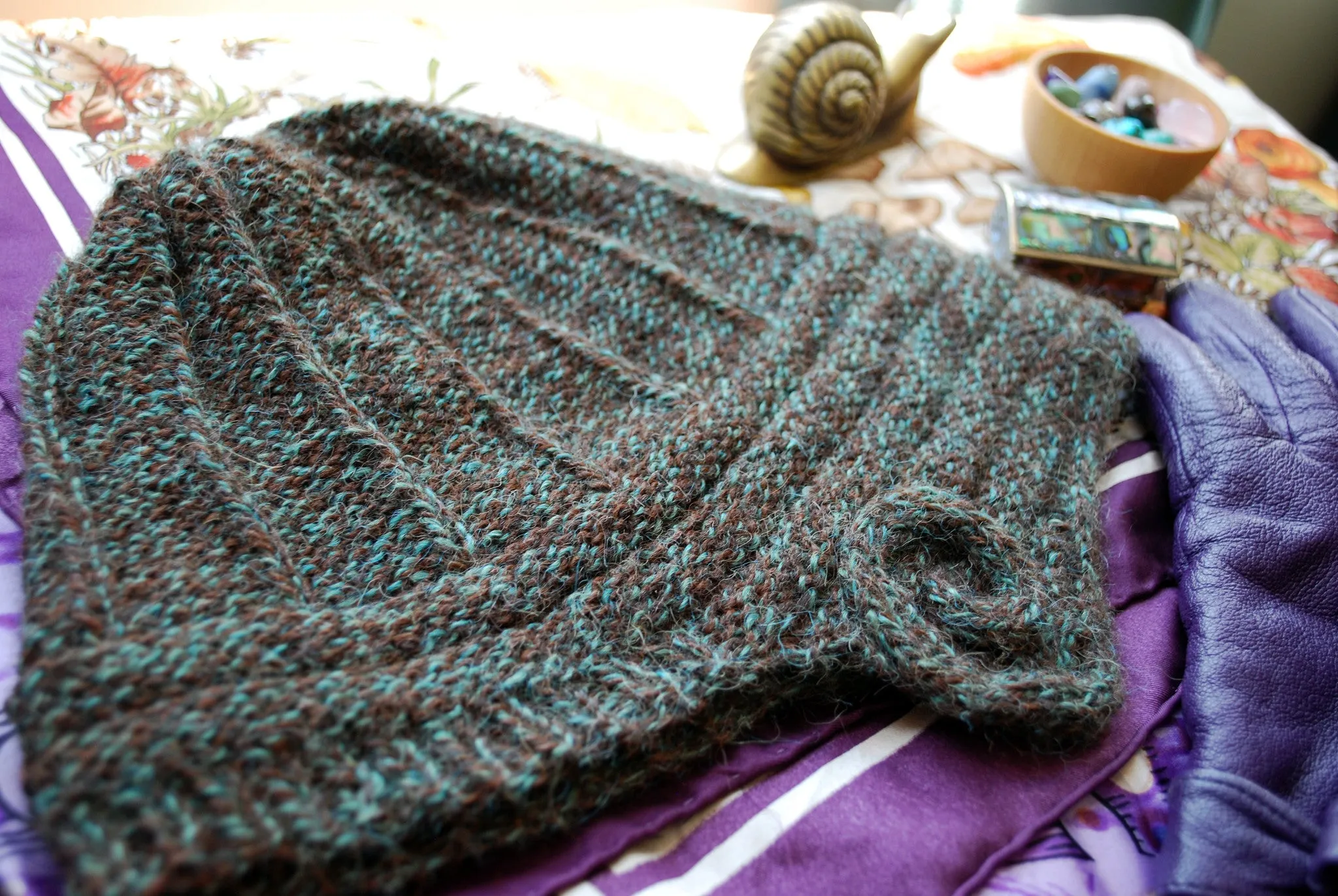 Lovelock Cloche Pattern (PDF) - Knitting Pattern by Phibersmith Designs