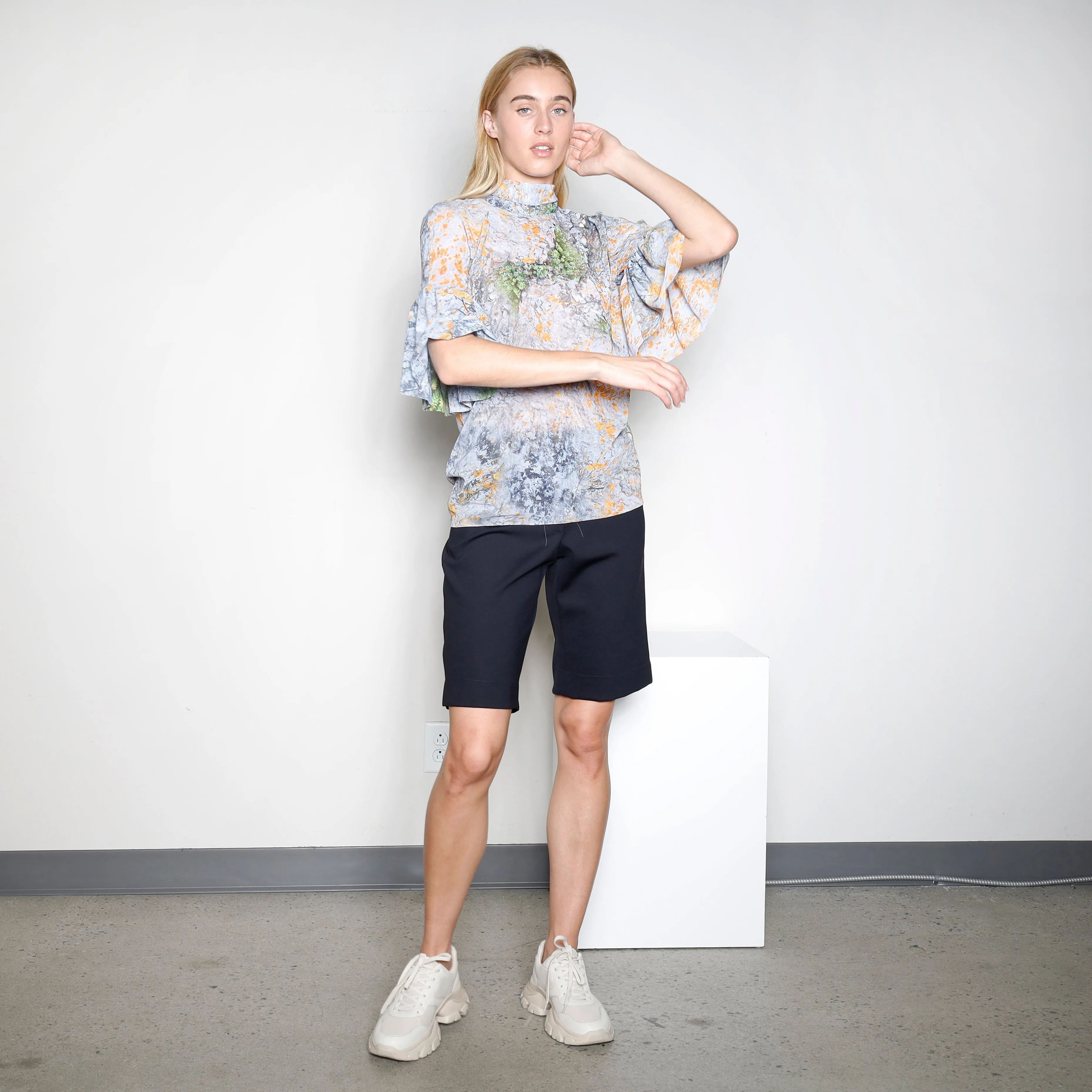 VOULA | Top